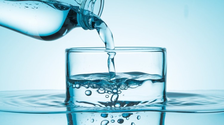 How Much Water Should I Drink Daily? 