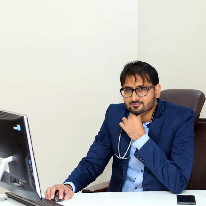 Image for doctor profile with name Dr. Sunil Gurmukhani